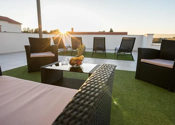 Daire Luxury Golden Dreams