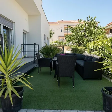 Apartment Luxury Golden Dreams *