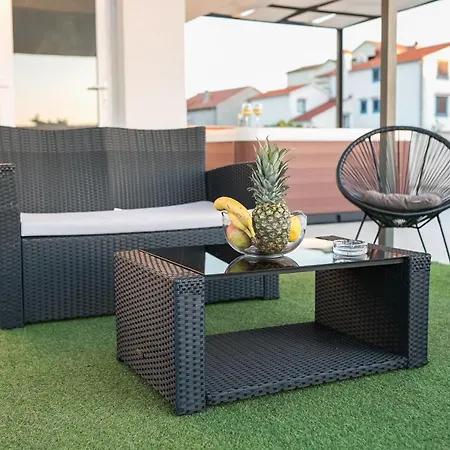 Apartment Luxury Golden Dreams