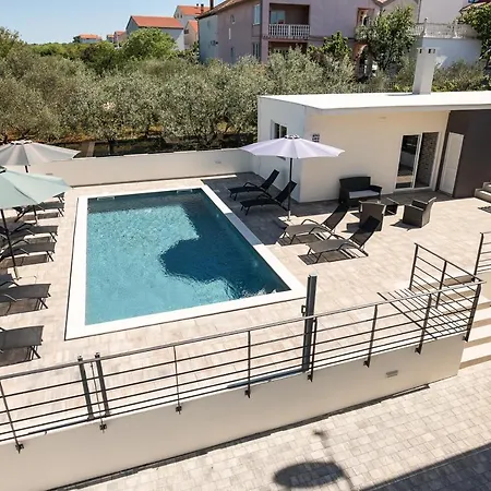 Apartment Luxury Golden Dreams