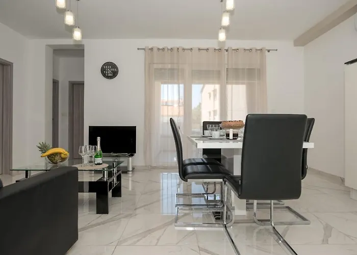 Luxury Golden Dreams 아파트 자다르